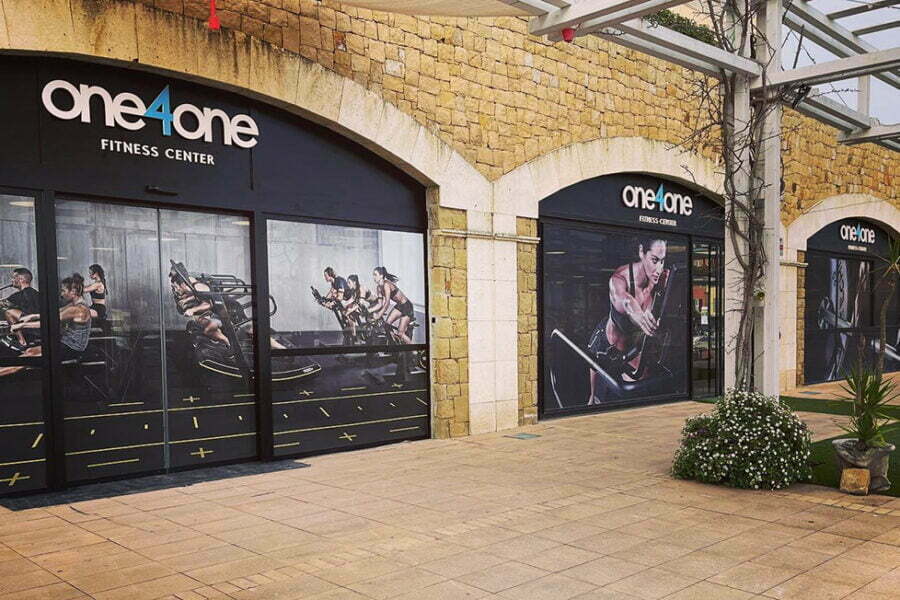 Entrance of One4one central fitness